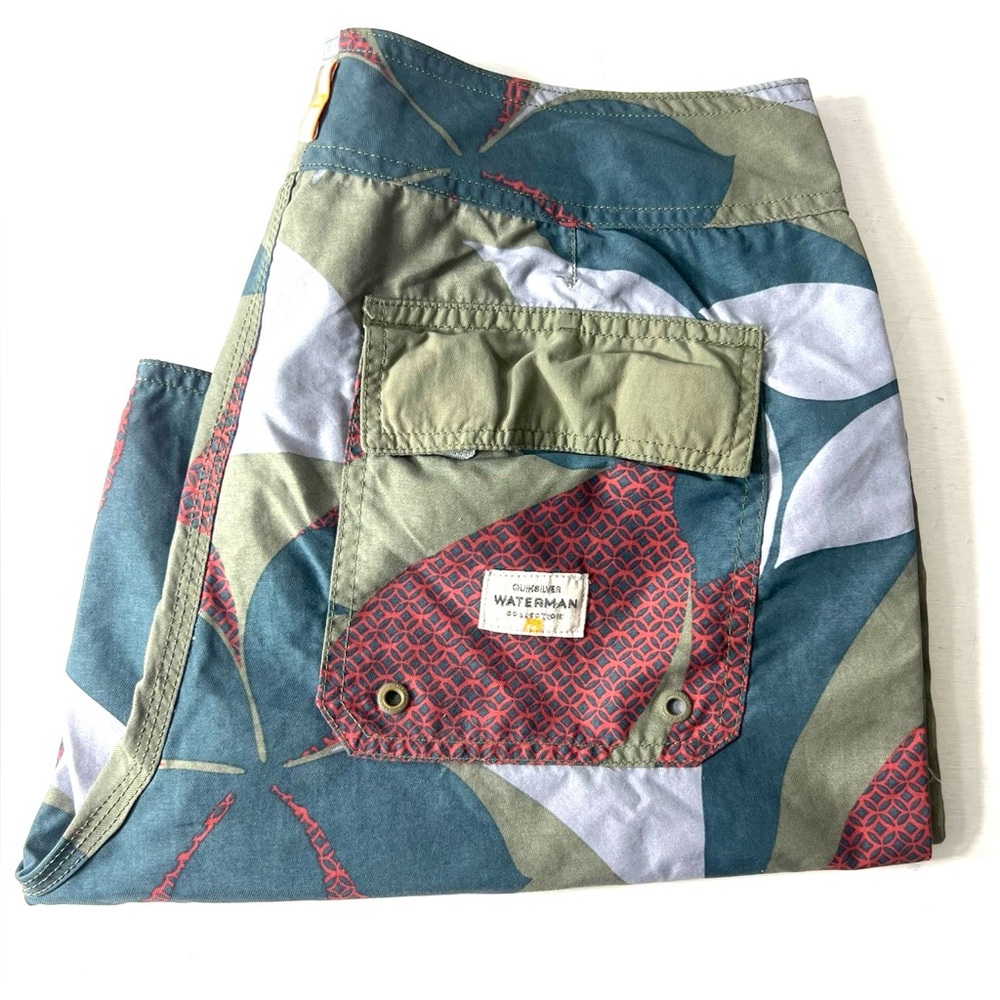QUIKSILVER Waterman Board Shorts Unlined Swimming Trunk Men's Size 32 Tropical - Picture 4 of 11